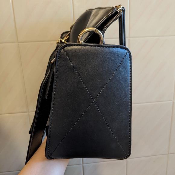 Expressions NYC Lexington Ave Satchel - Picture 9 of 12